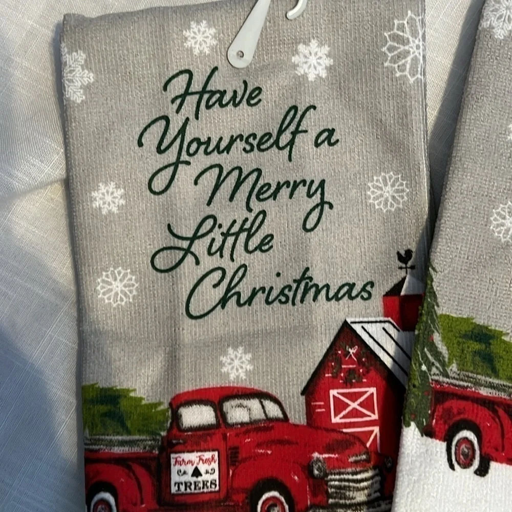 NWT Set of 2 Little Red Truck Towel and Pot Holder Set